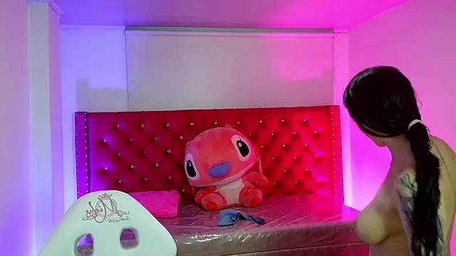babyy nicols m online show from 05/12/26, 10:54