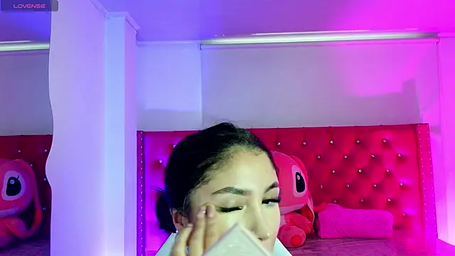 babyy nicols m online show from 05/30/26, 11:27