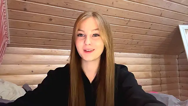 TessSamul online show from 04/23/26, 07:37