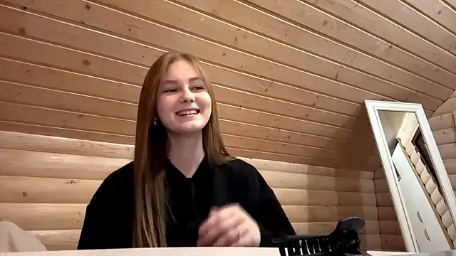 TessSamul online show from 04/04/26, 05:30