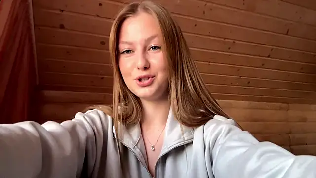 TessSamul online show from 05/06/26, 03:49