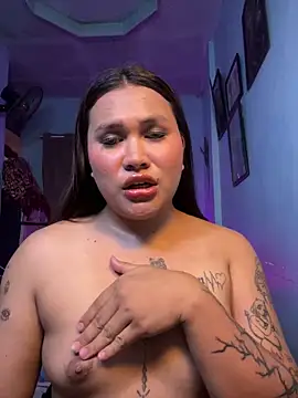 hollynicole online show from 04/20/26, 10:40