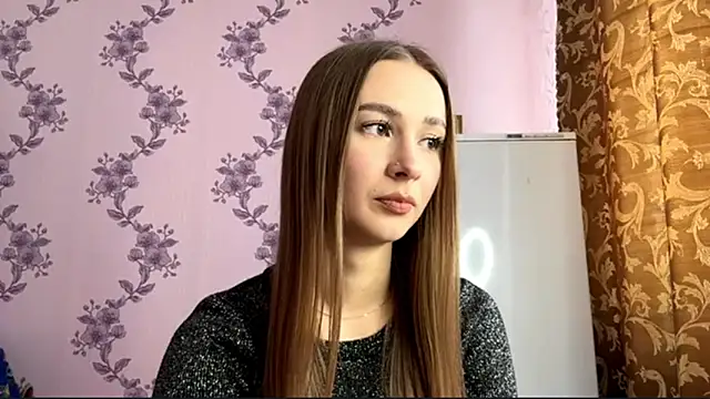 Snapshot of LacieHelaire chatting on 02/16/26, 10:25 LacieHelaire online show from 02/16/26, 10:25