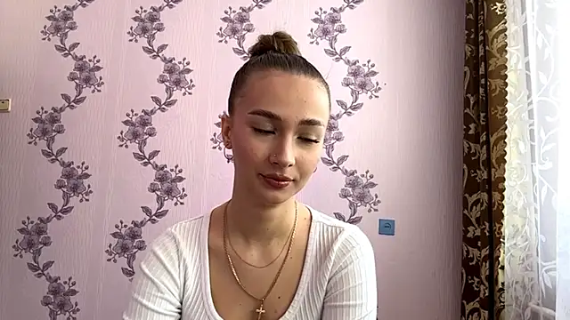 Snapshot of LacieHelaire chatting on 02/27/26, 07:30 LacieHelaire online show from 02/27/26, 07:30