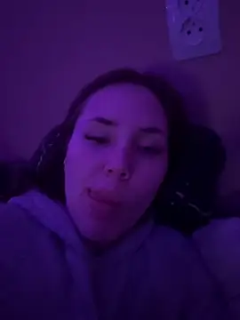 Arielle Vade online show from 05/16/26, 06:51