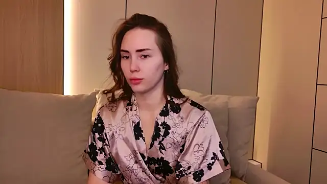 Arielle Vade online show from 03/17/26, 05:21