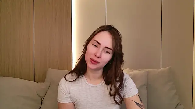 Arielle Vade online show from 03/18/26, 05:32