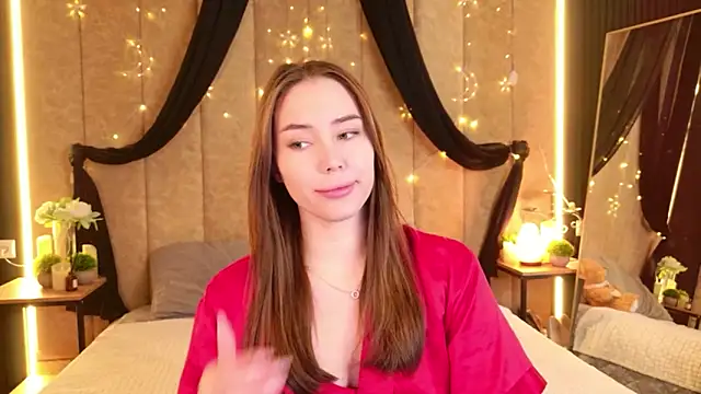 Arielle Vade online show from 04/10/26, 05:36