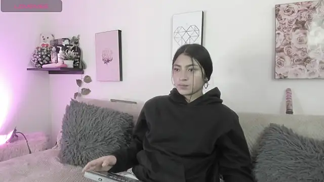 Alexaalove 1 online show from 02/15/26, 12:37