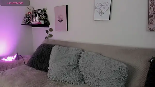 Alexaalove 1 online show from 02/18/26, 01:29