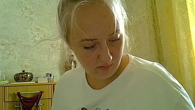 Snapshot of CurvyWild_Lady30 chatting on 06/29/26, 10:59 CurvyWild Lady30 online show from 06/29/26, 10:59