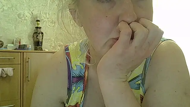 CurvyWild Lady30 online show from 05/24/26, 12:27