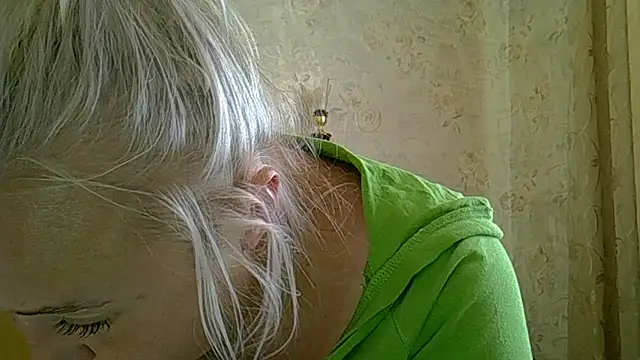 Snapshot of CurvyWild_Lady30 chatting on 06/02/26, 11:10 CurvyWild Lady30 online show from 06/02/26, 11:10