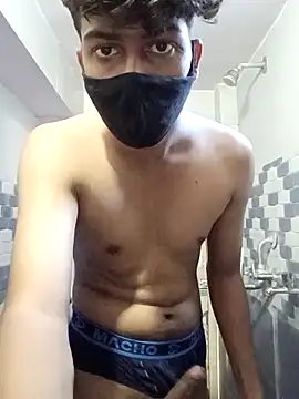 Snapshot of hotyboy_89 chatting on 05/10/26, 03:32 hotyboy 89 online show from 05/10/26, 03:32