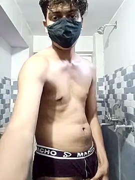 Snapshot of hotyboy_89 chatting on 05/29/26, 12:33 hotyboy 89 online show from 05/29/26, 12:33