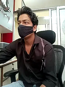 Snapshot of hotyboy_89 chatting on 03/02/26, 04:02 hotyboy 89 online show from 03/02/26, 04:02