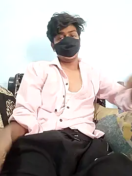 Snapshot of hotyboy_89 chatting on 04/25/26, 04:59 hotyboy 89 online show from 04/25/26, 04:59