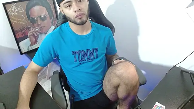 Xanderstone00 online show from 02/11/26, 02:39