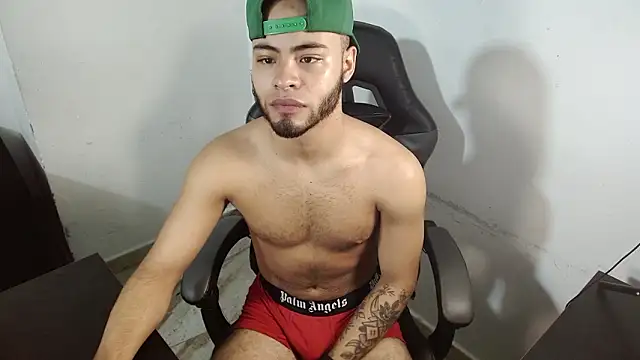 Xanderstone00 online show from 02/08/26, 07:00