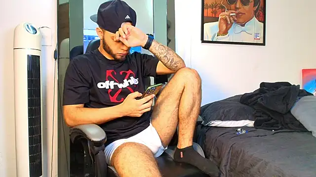 Xanderstone00 online show from 02/23/26, 07:42