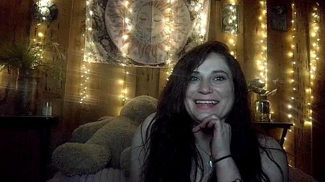 VelvetBrunetteXo online show from 04/10/26, 02:07