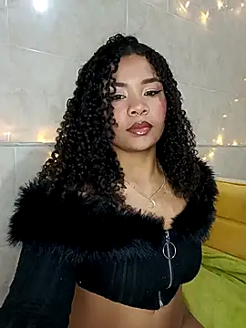 BrianaSweetxxx online show from 02/18/26, 02:20