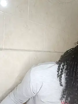 BrianaSweetxxx online show from 02/25/26, 02:23