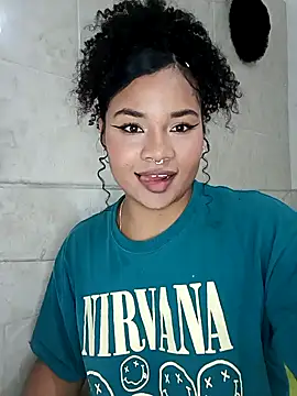 BrianaSweetxxx online show from 04/13/26, 01:42