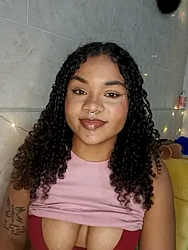 BrianaSweetxxx online show from 04/15/26, 04:18