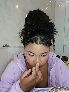 BrianaSweetxxx online show from 05/24/26, 03:50