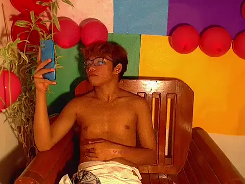 shopiaxox1 online show from 02/16/26, 11:02