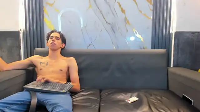 Isaak 26 online show from 03/18/26, 11:48