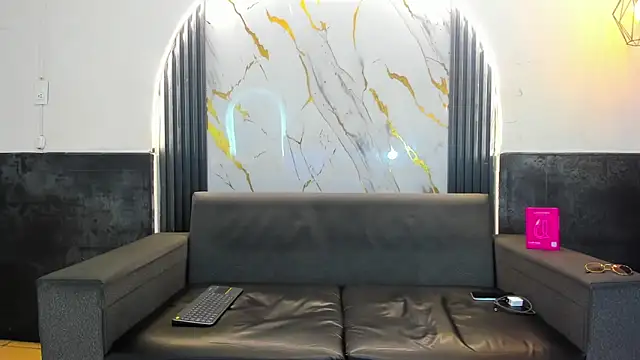 Isaak 26 online show from 03/23/26, 04:40