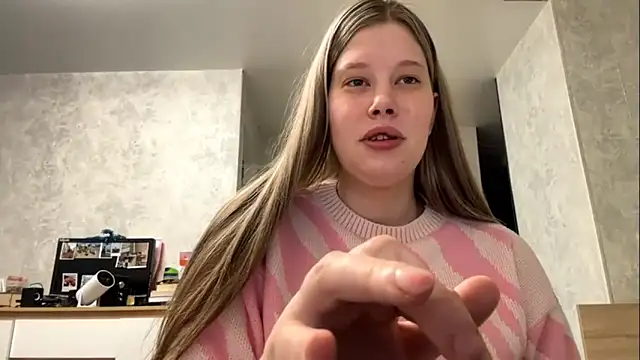 Lunexia Kysstoria online show from 04/19/26, 08:26