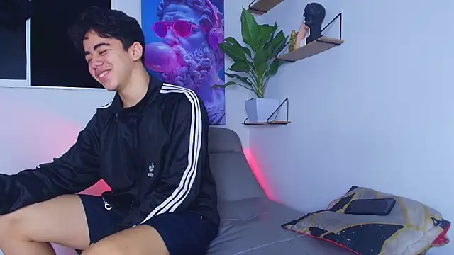 Gael moon  online show from 02/26/26, 02:44