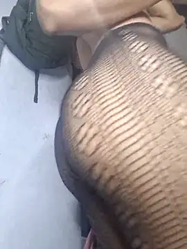 Alannys19 online show from 03/23/26, 02:33