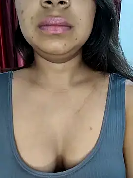 Snapshot of LIZANI_0 chatting on 03/01/26, 02:39 LIZANI 0 online show from 03/01/26, 02:39