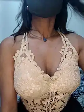 Snapshot of LIZANI_0 chatting on 02/22/26, 03:42 LIZANI 0 online show from 02/22/26, 03:42