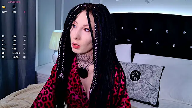 roxy morrison x online show from 03/25/26, 05:45