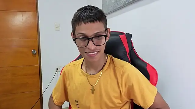 Niklausxxx online show from 02/25/26, 12:22