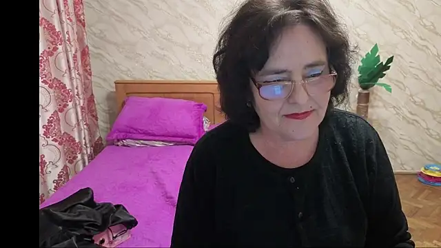 Snapshot of xMaryxAnne chatting on 04/23/26, 05:47 xMaryxAnne online show from 04/23/26, 05:47
