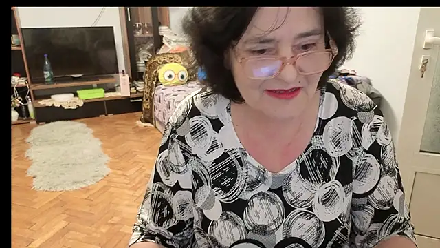 xMaryxAnne online show from 03/11/26, 06:57