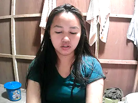 Snapshot of Cloudette_17 chatting on 02/25/26, 09:20 Cloudette 17 online show from 02/25/26, 09:20