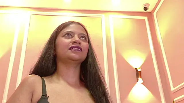 SuzyFox  online show from 03/04/26, 08:49