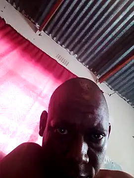 Snapshot of smallt98 chatting on 02/16/26, 08:02 smallt98 online show from 02/16/26, 08:02