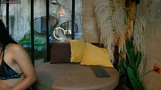 Snapshot of sophieBlair_ chatting on 02/27/26, 08:52 sophieBlair online show from 02/27/26, 08:52