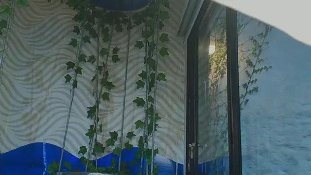 Snapshot of sophieBlair_ chatting on 02/24/26, 07:04 sophieBlair online show from 02/24/26, 07:04