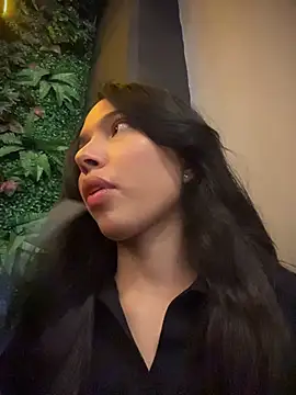 jadelaurent online show from 07/05/26, 10:27