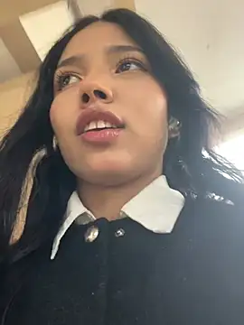 jadelaurent online show from 04/04/26, 09:54