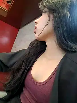 jadelaurent online show from 02/11/26, 05:57